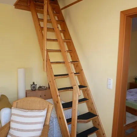 Leuchtturm Mit Terrasse Und Grill