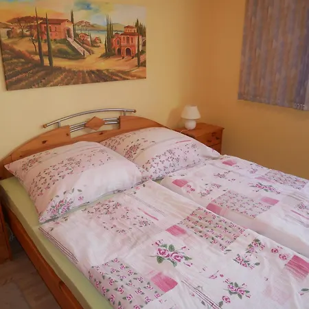 Appartement Leuchtturm Mit Terrasse Und Grill